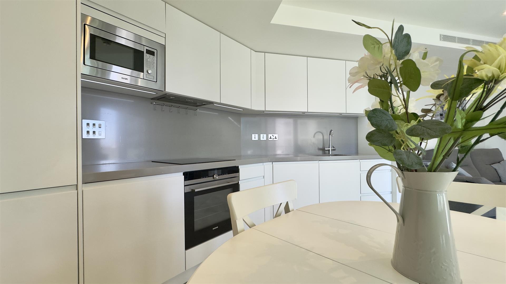 Image of Apartment - 1 Bedrooms - 1 Bathrooms for Sale in EuroCity-Gibraltar, Image 4